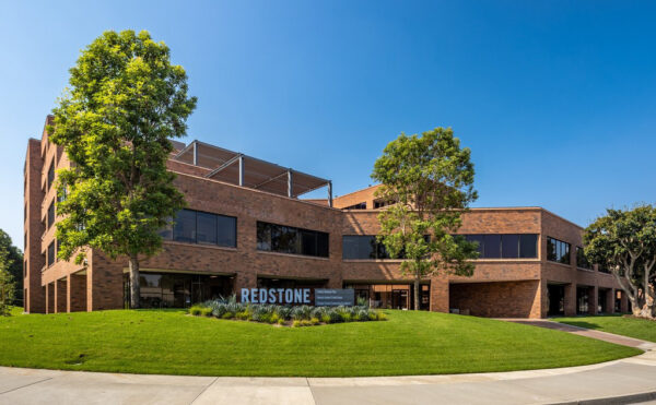 4041 MacArthur – Redstone